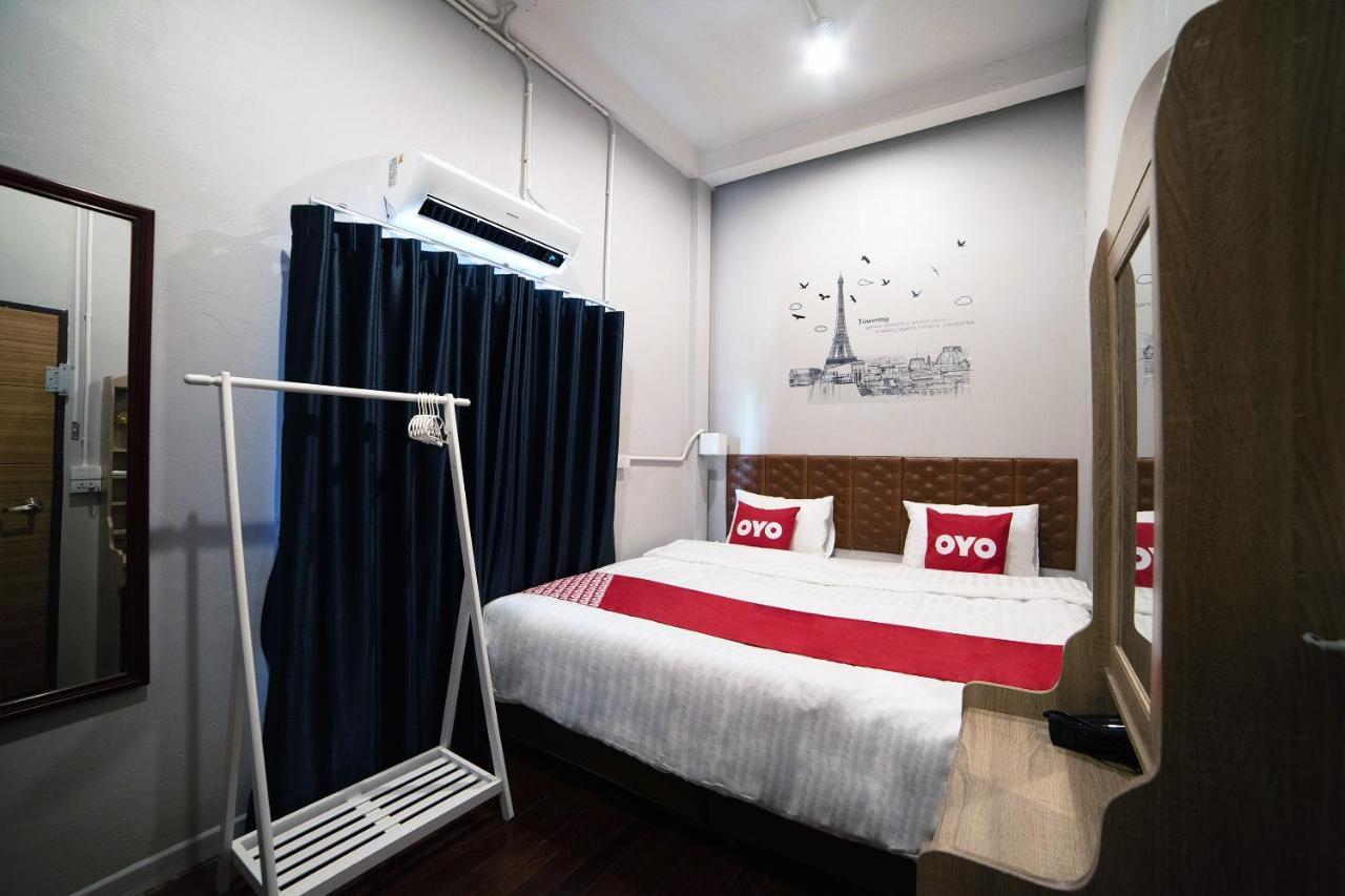 Oyo 480 Lemon Siam Hostel بانكوك المظهر الخارجي الصورة