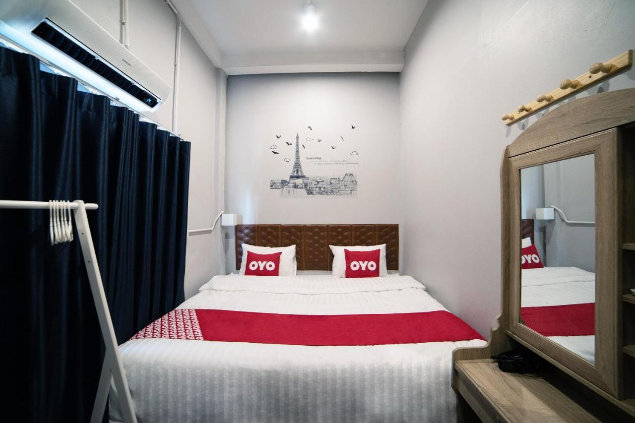 Oyo 480 Lemon Siam Hostel بانكوك المظهر الخارجي الصورة