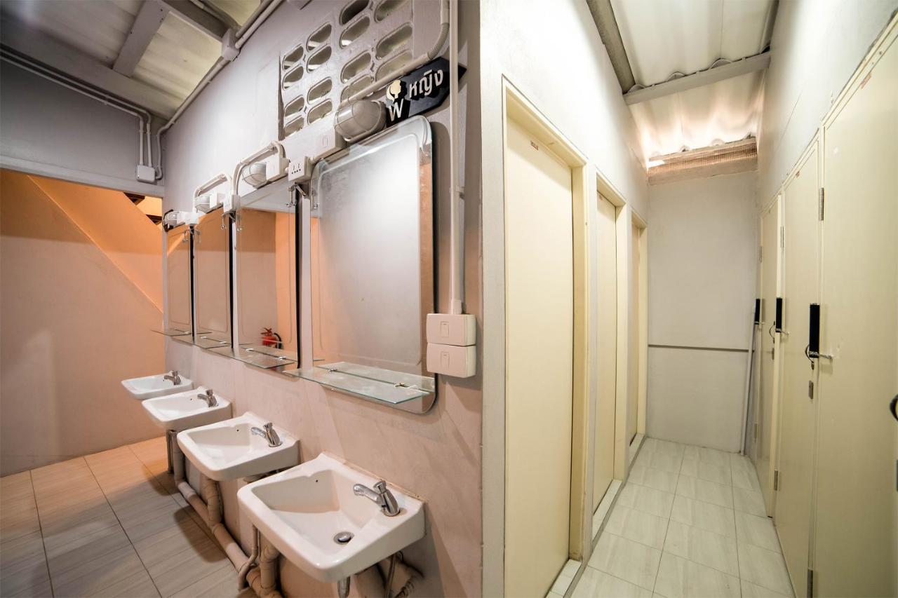 Oyo 480 Lemon Siam Hostel بانكوك المظهر الخارجي الصورة